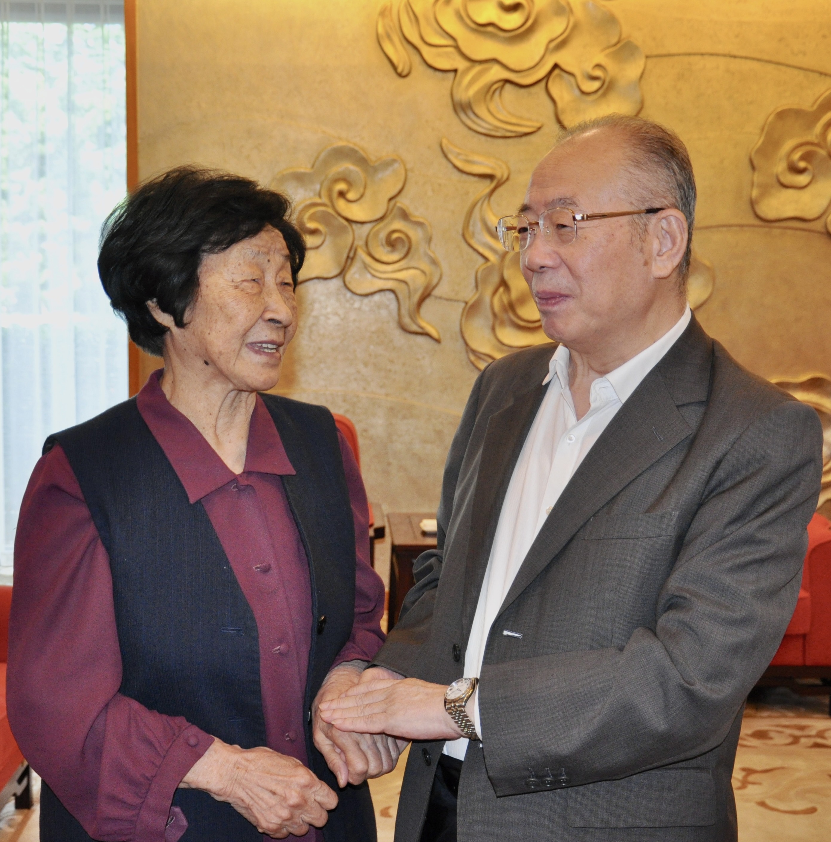 微信图片_20251028104509_1057_114.jpg 微信图片_20251028104509_1057_114.jpg