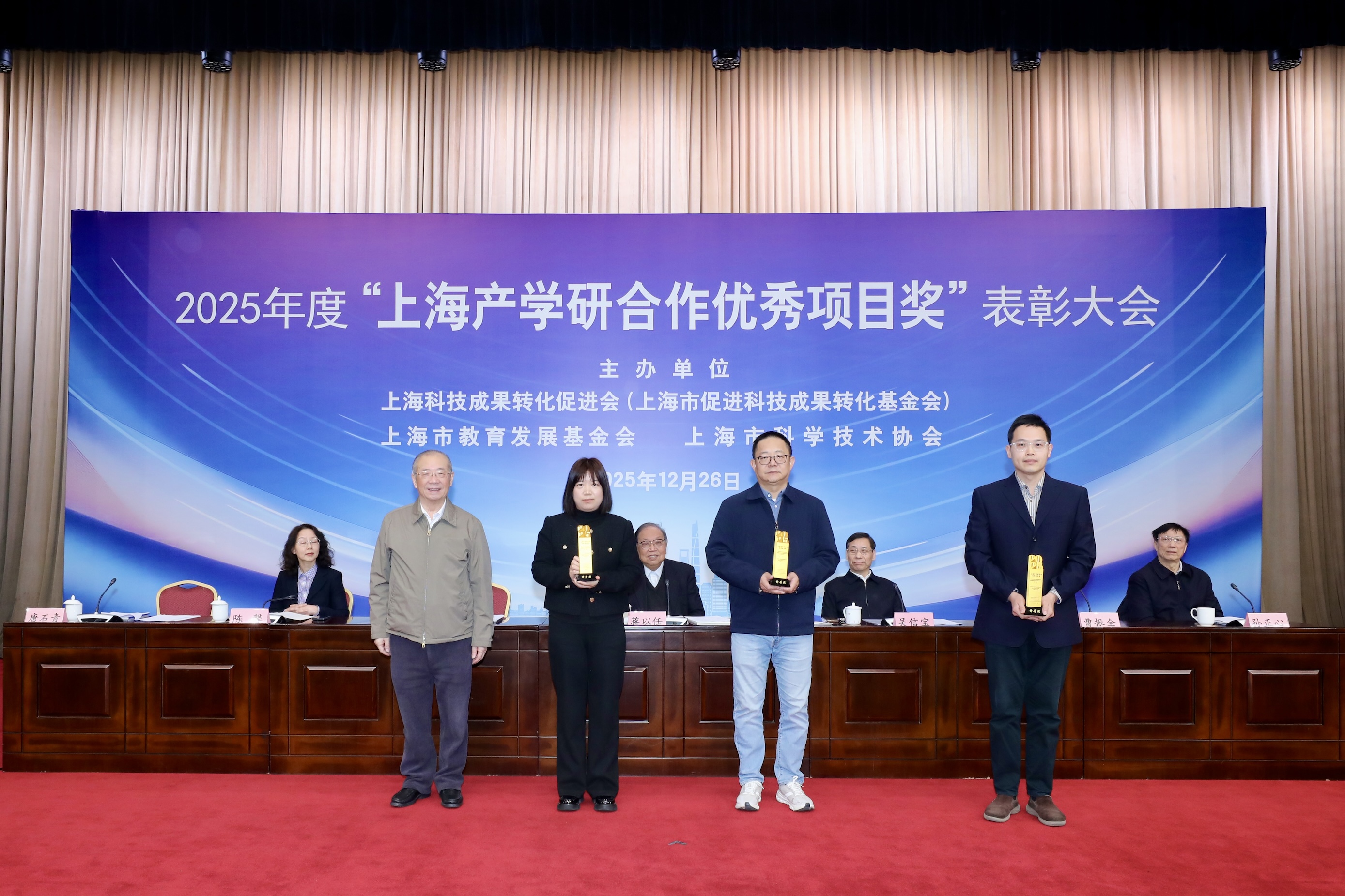 03f8a223a6b62d991820d7314c3ee7bf 2.jpg